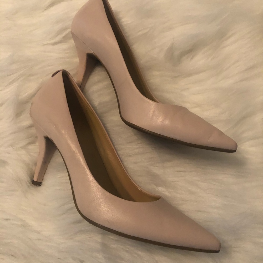 Pale pink Michael Kors pumps 9 1/2 M 3 inch heels